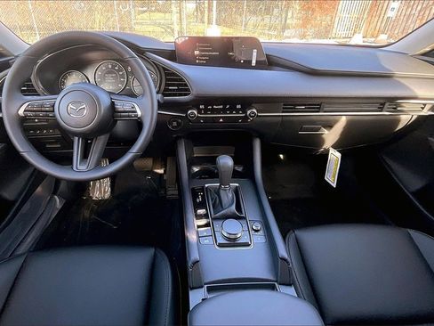 New 2026 MAZDA MAZDA3 2.5 S Preferred image 5