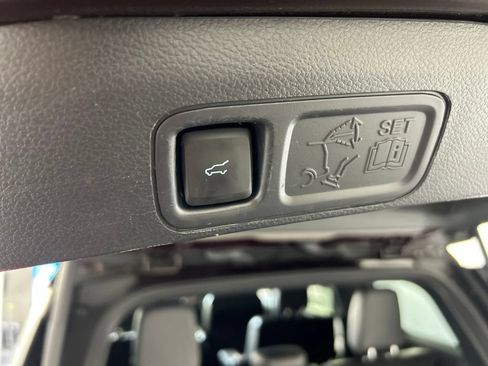 Used 2023 Ford Expedition Platinum AWD/4WD image 43
