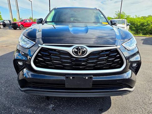 Used 2024 Toyota Highlander Limited AWD/4WD image 15