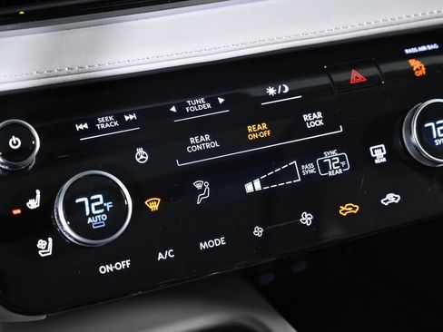 Certified 2026 INFINITI QX60 Luxe w/ Cargo Package image 18