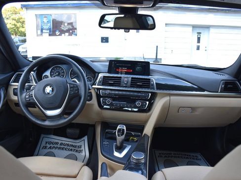 Used 2018 BMW 330i xDrive Sedan w/ Convenience Package image 14