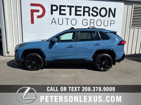 Used 2022 Toyota RAV4 SE w/ Convenience Package AWD/4WD image 7