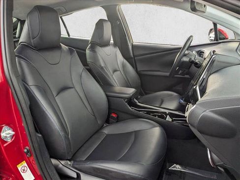 Used 2018 Toyota Prius Four Touring image 22