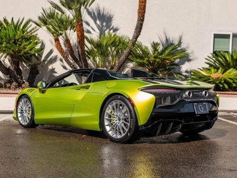 Used 2025 McLaren Artura Spider image 15