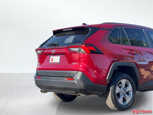 Certified 2025 Toyota RAV4 XLE FWD image 11