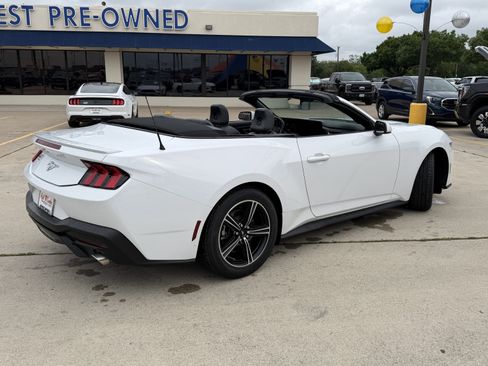 Certified 2025 Ford Mustang Premium RWD image 5