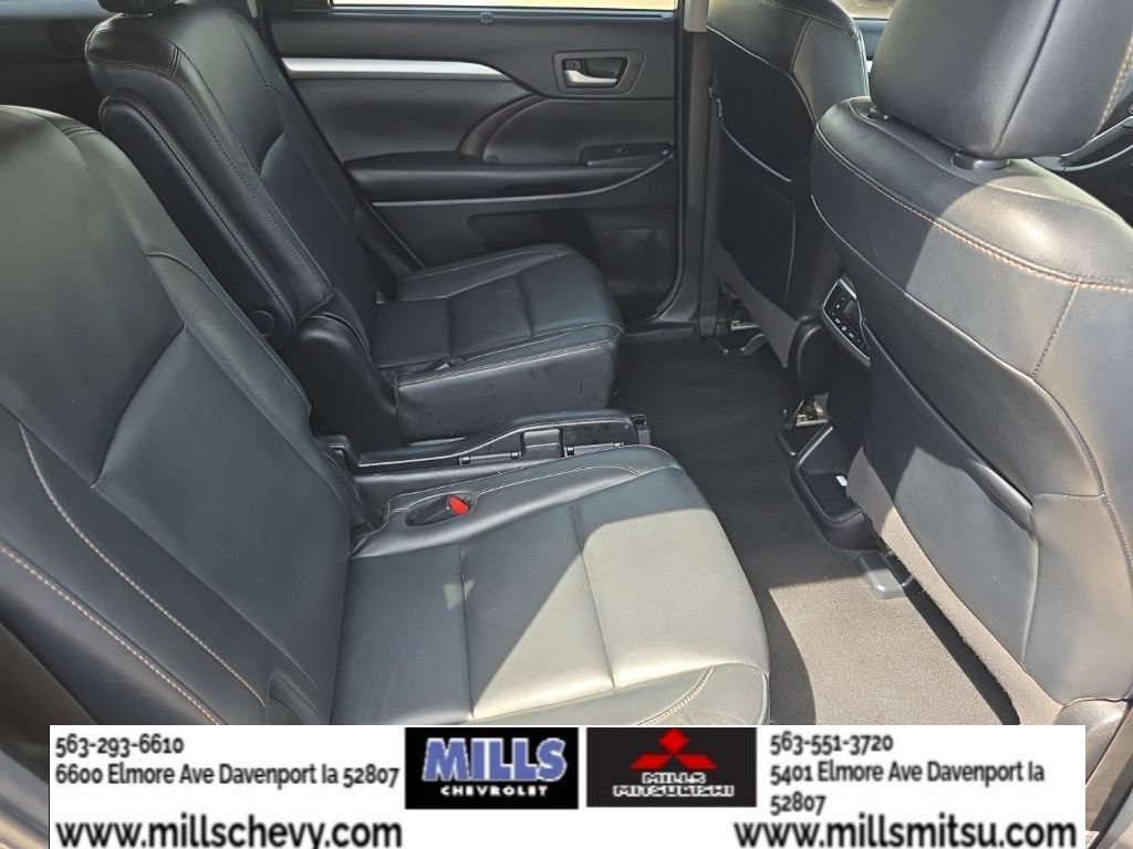Used 2018 Toyota Highlander XLE FWD image 20