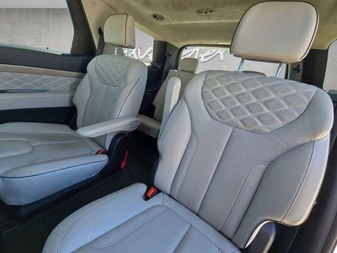 Used 2022 Hyundai Palisade Calligraphy w/ Winter Package FWD image 22