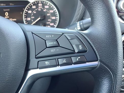 Used 2023 Nissan Sentra SV image 28