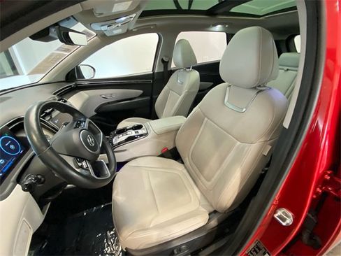 Used 2022 Hyundai Tucson Limited image 11