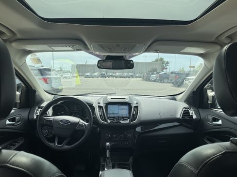 Used 2018 Ford Escape Titanium w/ Ford Safe & Smart Package AWD/4WD image 6