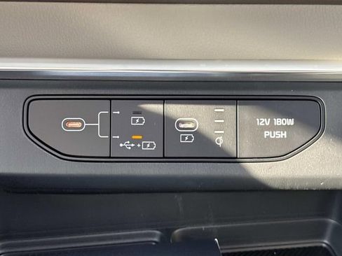 New 2026 Kia Carnival SX image 40