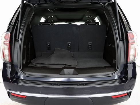 Used 2021 Chevrolet Tahoe LT w/ LT Signature Package image 30