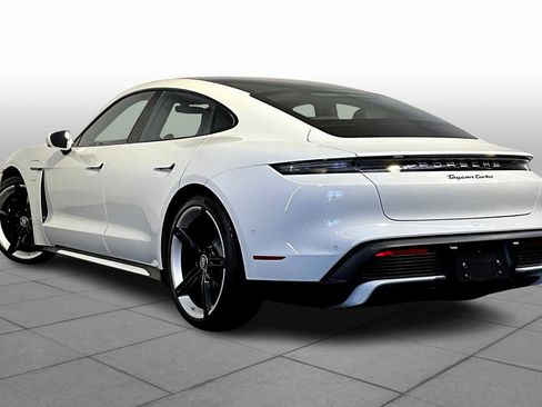 Used 2020 Porsche Taycan Turbo image 11