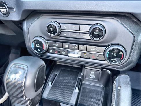 Used 2026 Ford Bronco Raptor AWD/4WD image 17