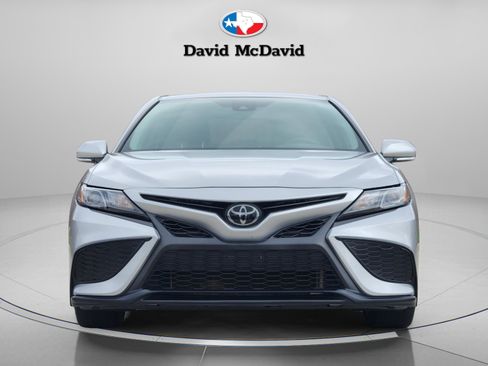 Used 2024 Toyota Camry SE image 8