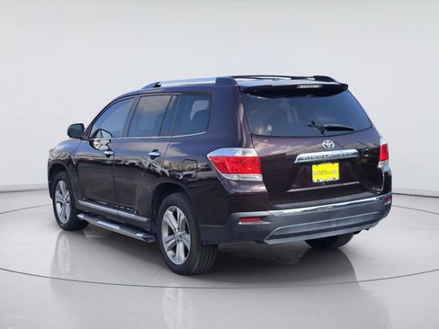 Used 2013 Toyota Highlander Limited FWD image 6