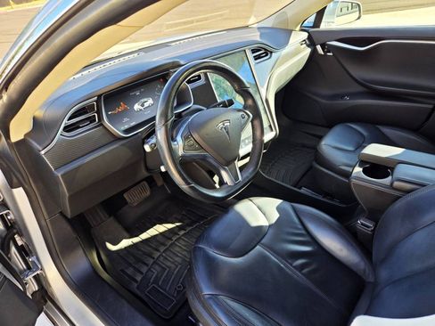 Used 2014 Tesla Model S 60 image 14