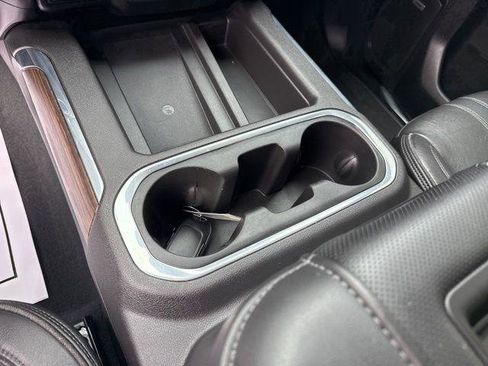 Used 2021 Chevrolet Silverado 1500 High Country w/ Technology Package image 24