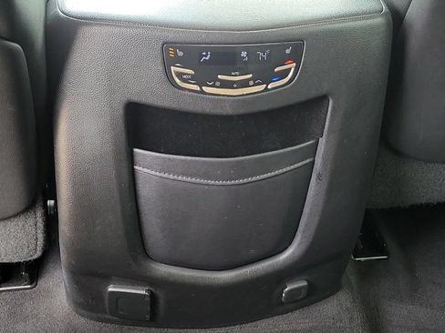 Used 2017 Cadillac Escalade Luxury RWD image 22