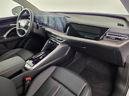 Certified 2025 Audi Q5 Premium w/ Convenience Package AWD/4WD image 42