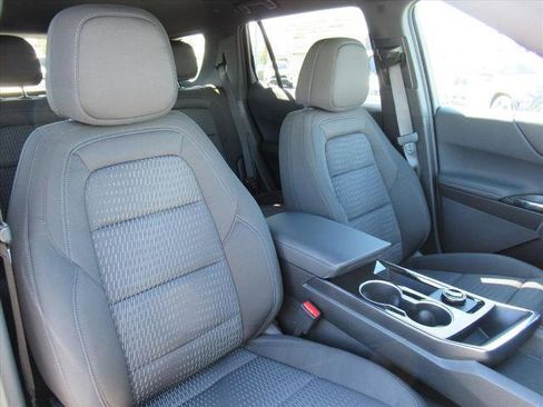 New 2026 Chevrolet Equinox LT image 9