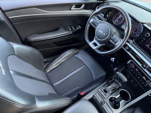 Used 2022 Kia K5 GT-Line image 15