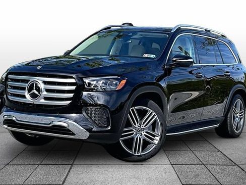 Certified 2024 Mercedes-Benz GLS 450 4MATIC image 2