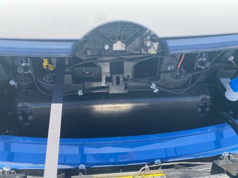 New 2025 Volkswagen ID. Buzz Pro S image 21