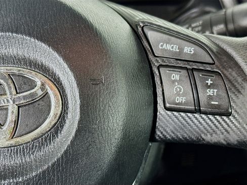 Used 2017 Toyota Yaris iA image 20