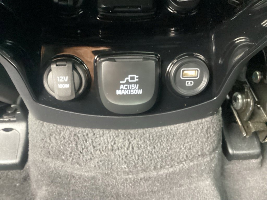 Used 2023 Kia Sorento SX AWD/4WD image 18