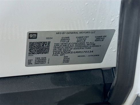 Used 2024 GMC Yukon XL SLT w/ SLT Luxury Package image 27