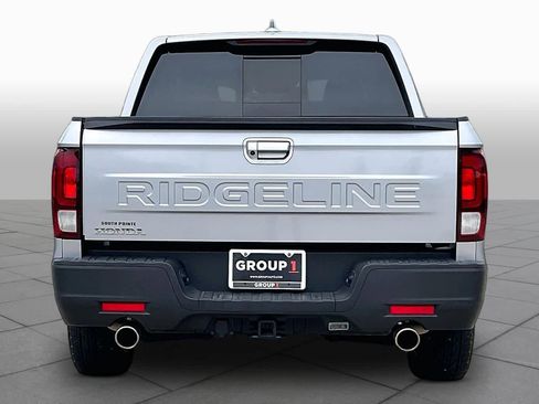 Used 2025 Honda Ridgeline RTL image 5