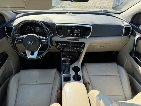 Used 2021 Kia Sportage EX AWD/4WD image 31