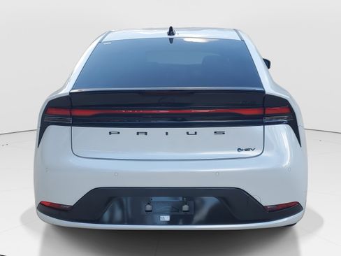 Certified 2025 Toyota Prius Limited image 5