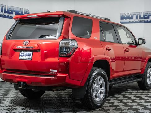 Used 2021 Toyota 4Runner SR5 Premium w/ Moonroof Package image 9