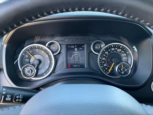 Used 2022 RAM 1500 Big Horn image 25