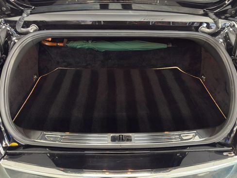 Used 2016 Bentley Mulsanne image 15