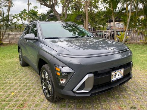 Certified 2025 Hyundai Kona SEL image 19