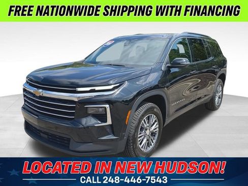 Used 2024 Chevrolet Traverse LT AWD/4WD image 1