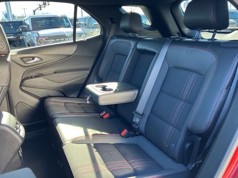 Used 2022 Chevrolet Equinox RS w/ LPO, Floor Liner Package image 30