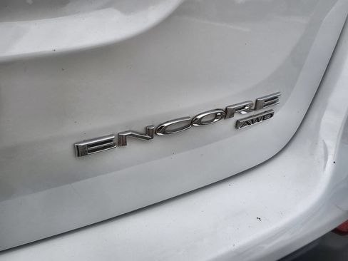 Used 2022 Buick Encore Preferred w/ Safety Package AWD/4WD image 29