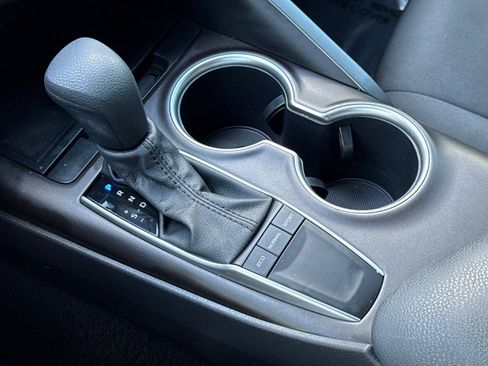 Used 2024 Toyota Camry LE image 20