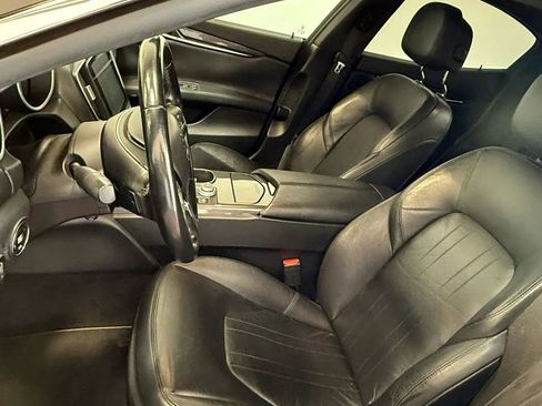 Used 2017 Maserati Ghibli S image 12