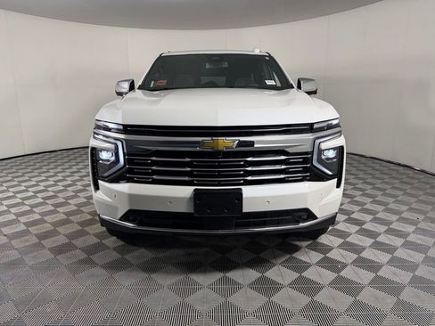 Used 2025 Chevrolet Tahoe Premier AWD/4WD image 11