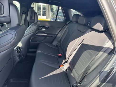 New 2025 Mercedes-Benz GLC 350e 4MATIC image 7