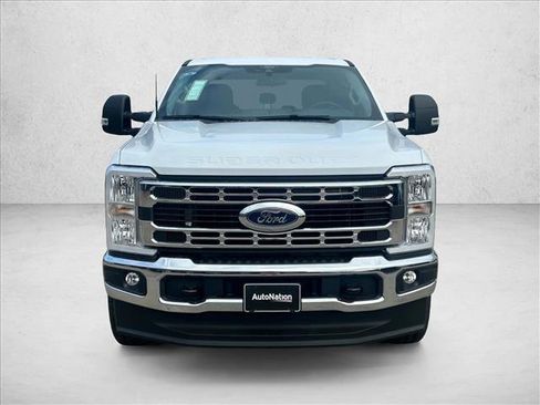 New 2026 Ford F250 XLT w/ FX4 Off-Road Package image 6