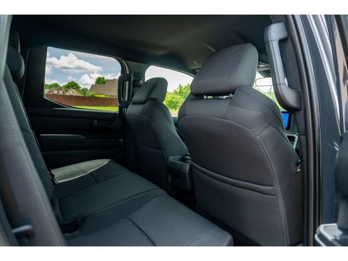 Used 2025 Toyota Tacoma SR AWD/4WD image 14