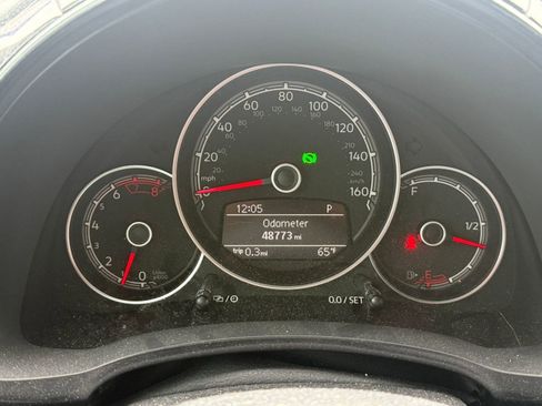 Used 2019 Volkswagen Beetle 2.0T image 13