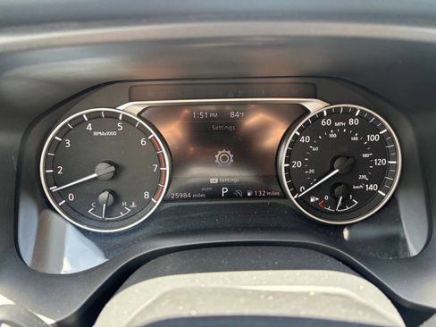 Used 2025 Nissan Rogue SV AWD/4WD image 42